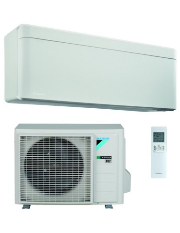 Climatizzatore Condizionatore Daikin Stylish White 12000 Btu Monosplit Inverter R-32 Wi-Fi A+++/A+++